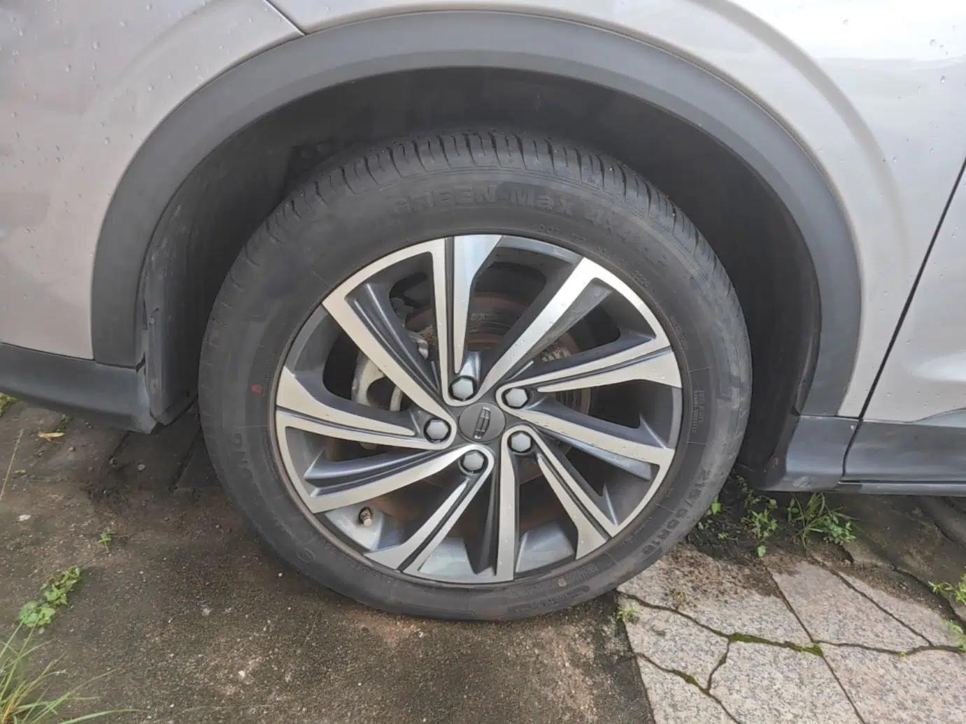 Geely Auto Coolray 2019 260T DCT Knight China VI Standard — миниатюра 10