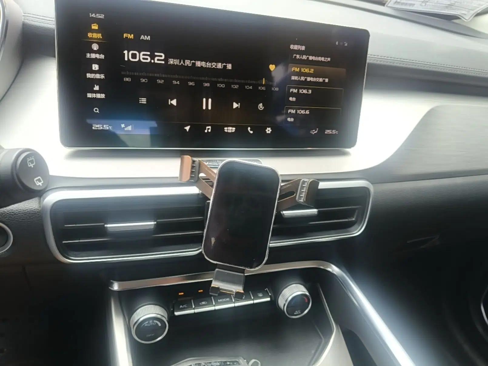 Geely Auto Coolray New Energy 2019 260T DCT Knight — миниатюра 15
