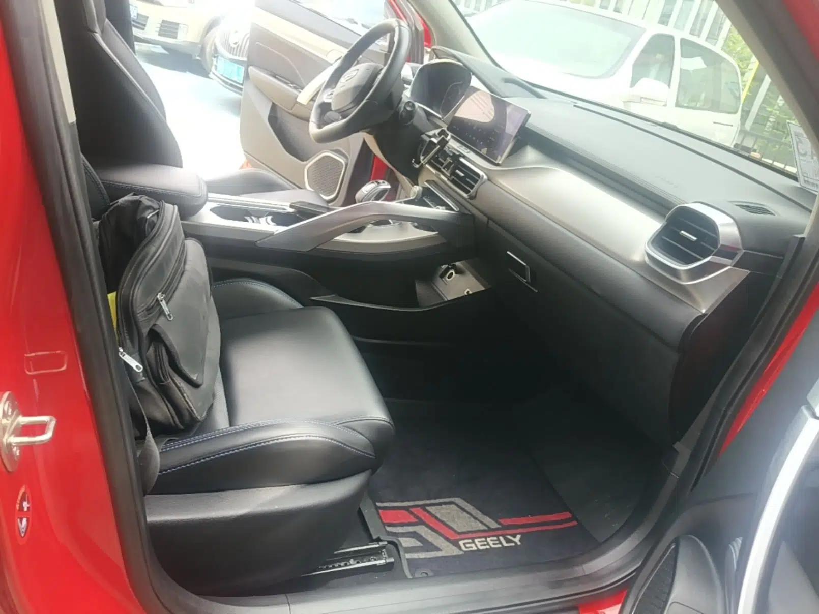 Geely Auto Coolray New Energy 2019 260T DCT Knight — миниатюра 19