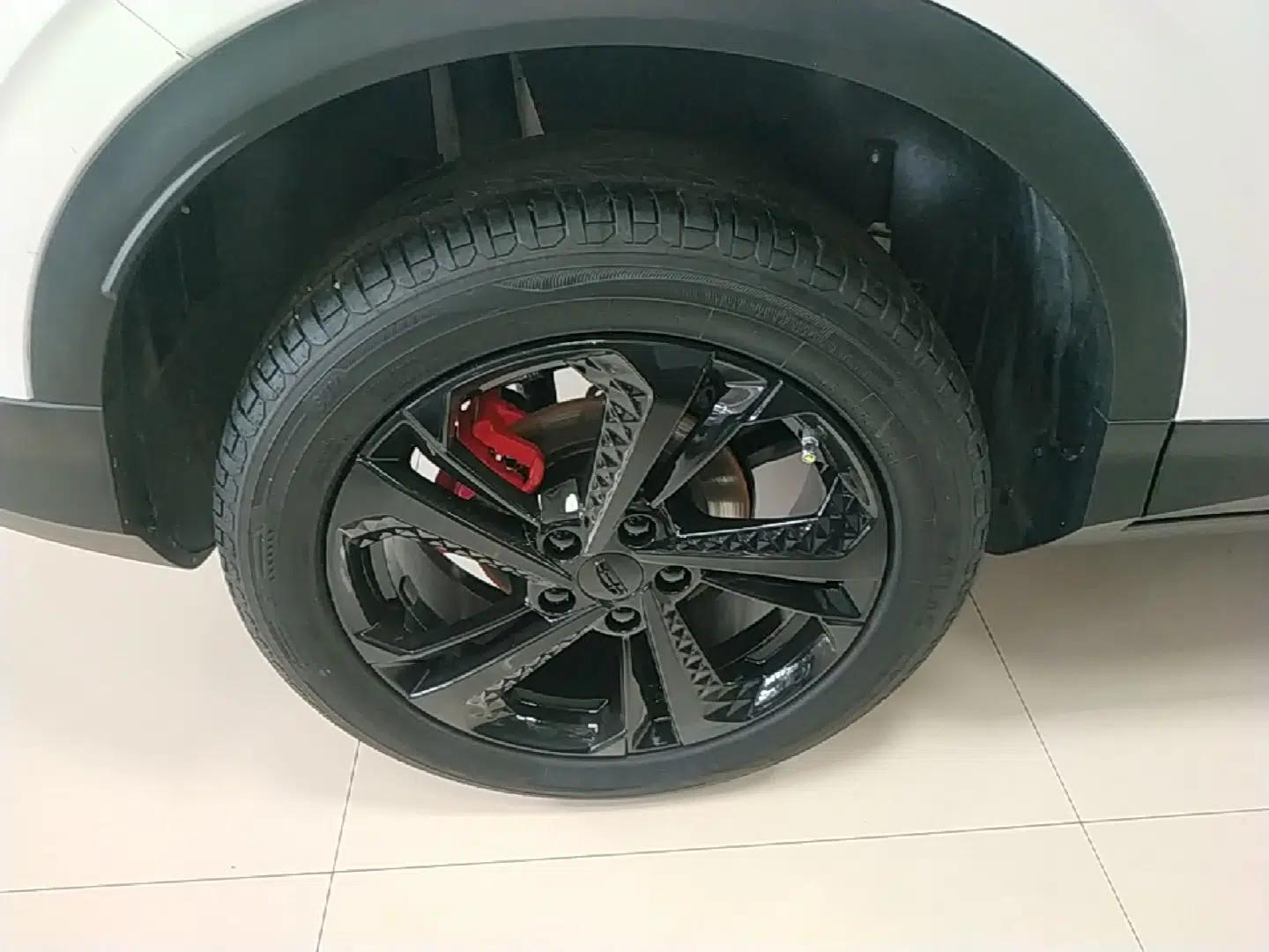 Geely Auto Coolray 2023 Bin Yue COOL 1.5TD DCT Champion Edition — миниатюра 11