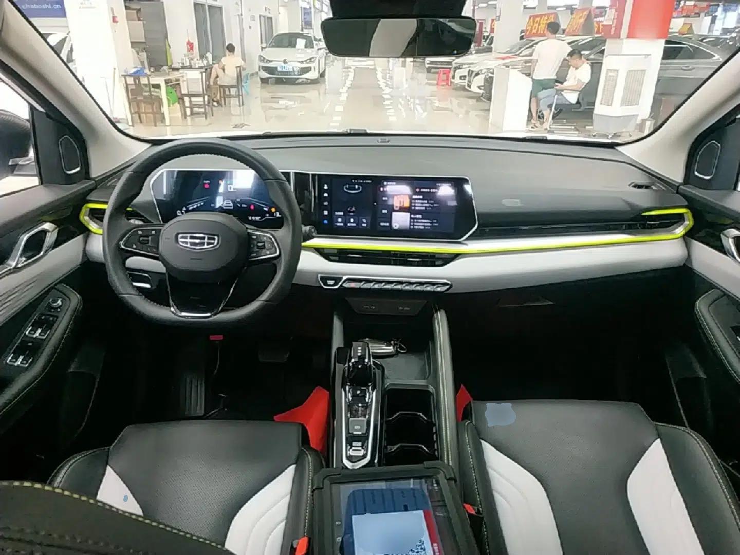 Geely Auto Coolray 2023 Bin Yue COOL 1.5TD DCT Champion Edition — миниатюра 12