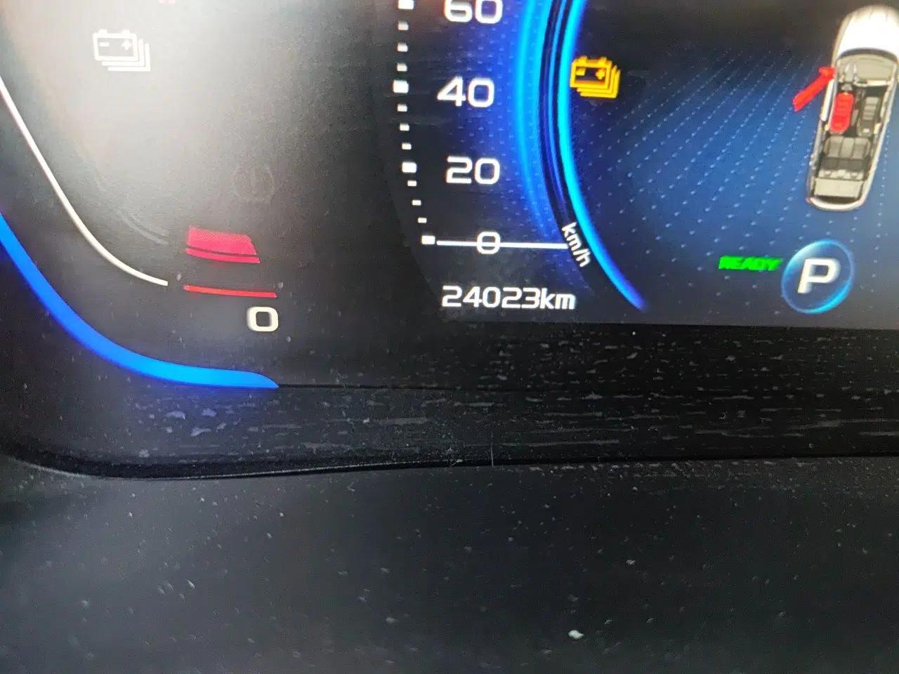 Geely Auto Coolray New Energy 2020 1.5T ePro Higher — миниатюра 12