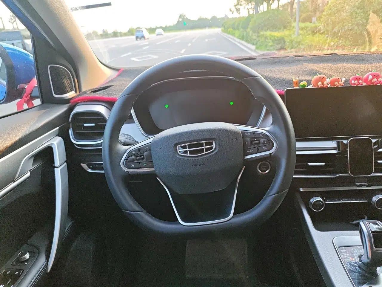 Geely Auto Coolray New Energy 2020 1.5T ePro Higher — миниатюра 10