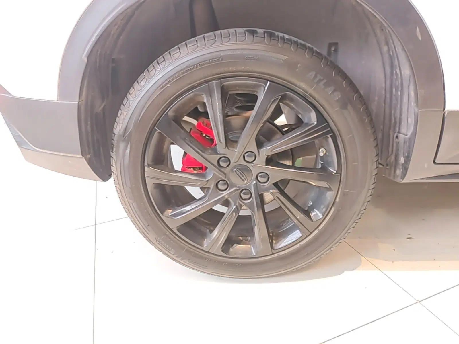Geely Auto Coolray 2023 1.5T DCT Diamond Edition — миниатюра 11