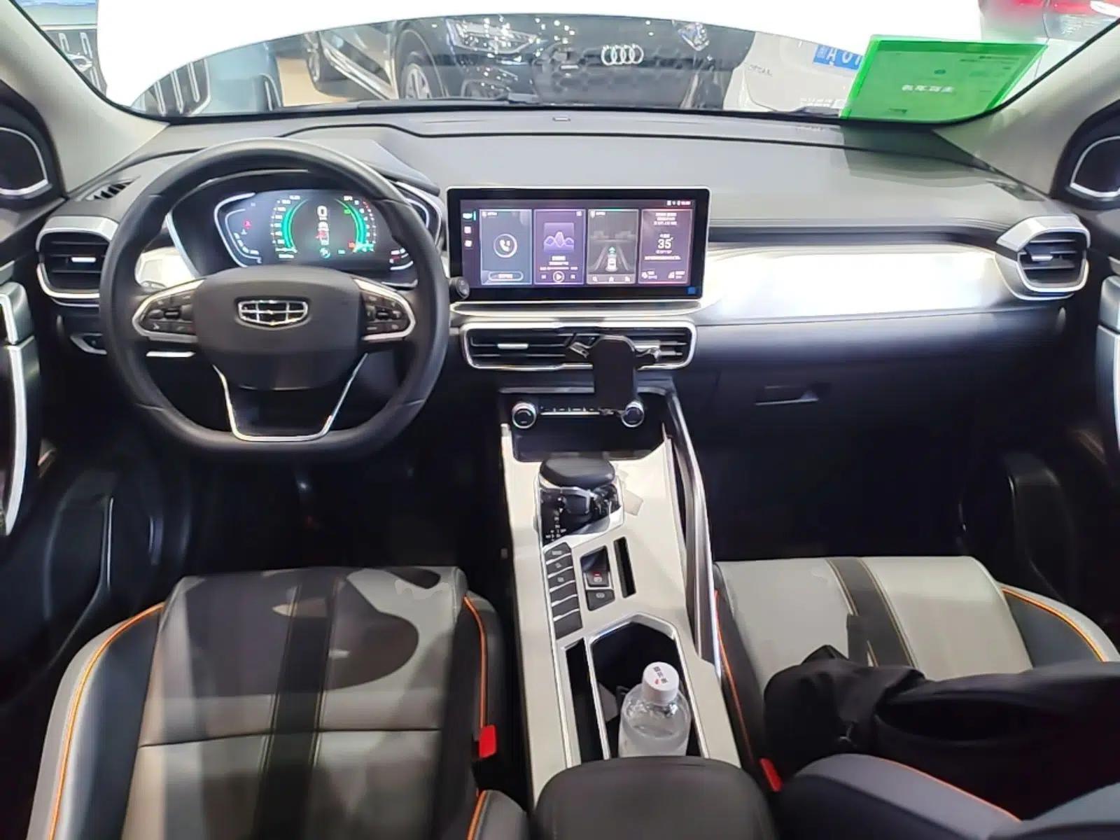 Geely Auto Coolray 2023 1.5T DCT Diamond Edition — миниатюра 12