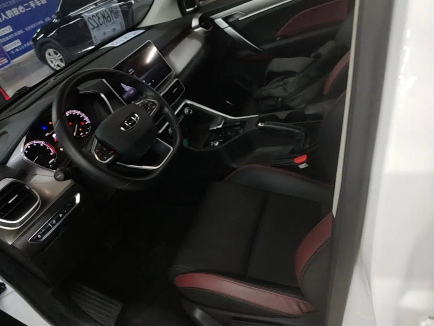 Geely Auto Coolray 2021 1.4T DCT Platinum Edition — миниатюра 17