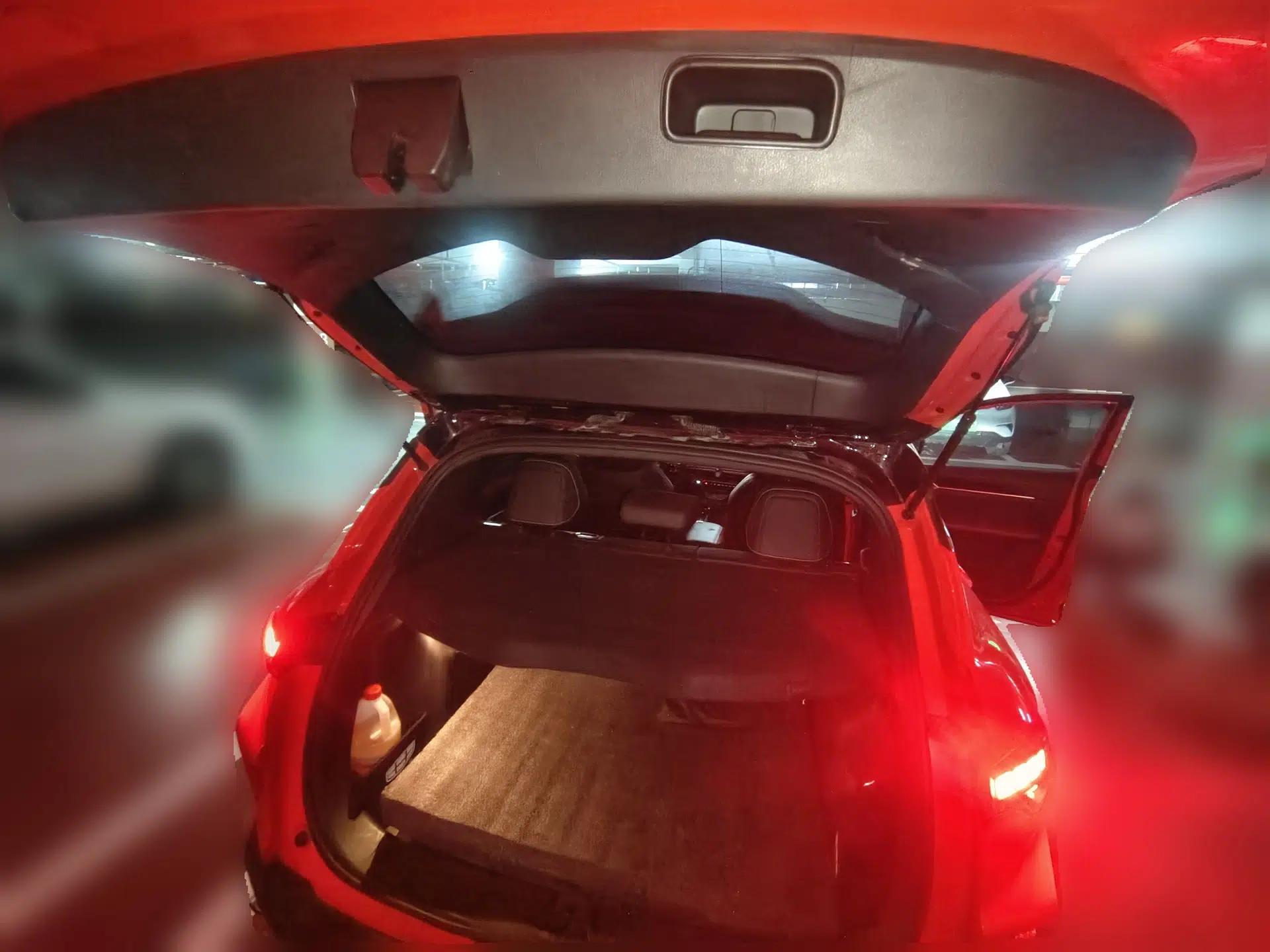 Geely Auto Coolray 2023 Bin Yue COOL 1.5TD DCT Champion Edition — миниатюра 19