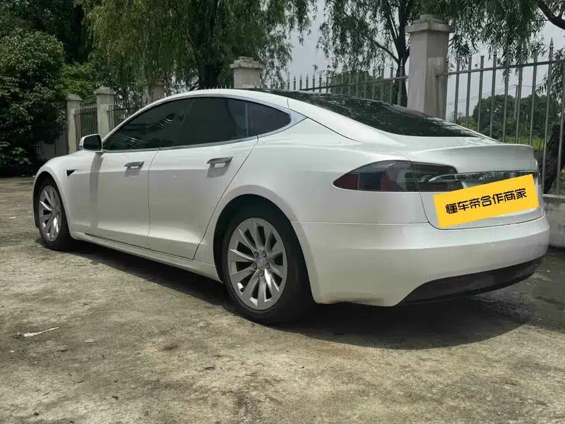 Model S 2016 75 — миниатюра 4