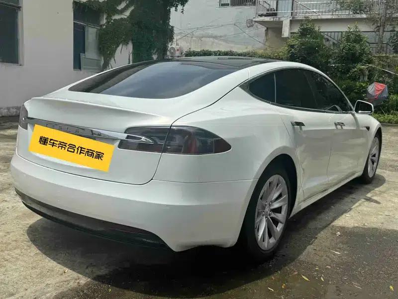 Model S 2016 75 — миниатюра 5