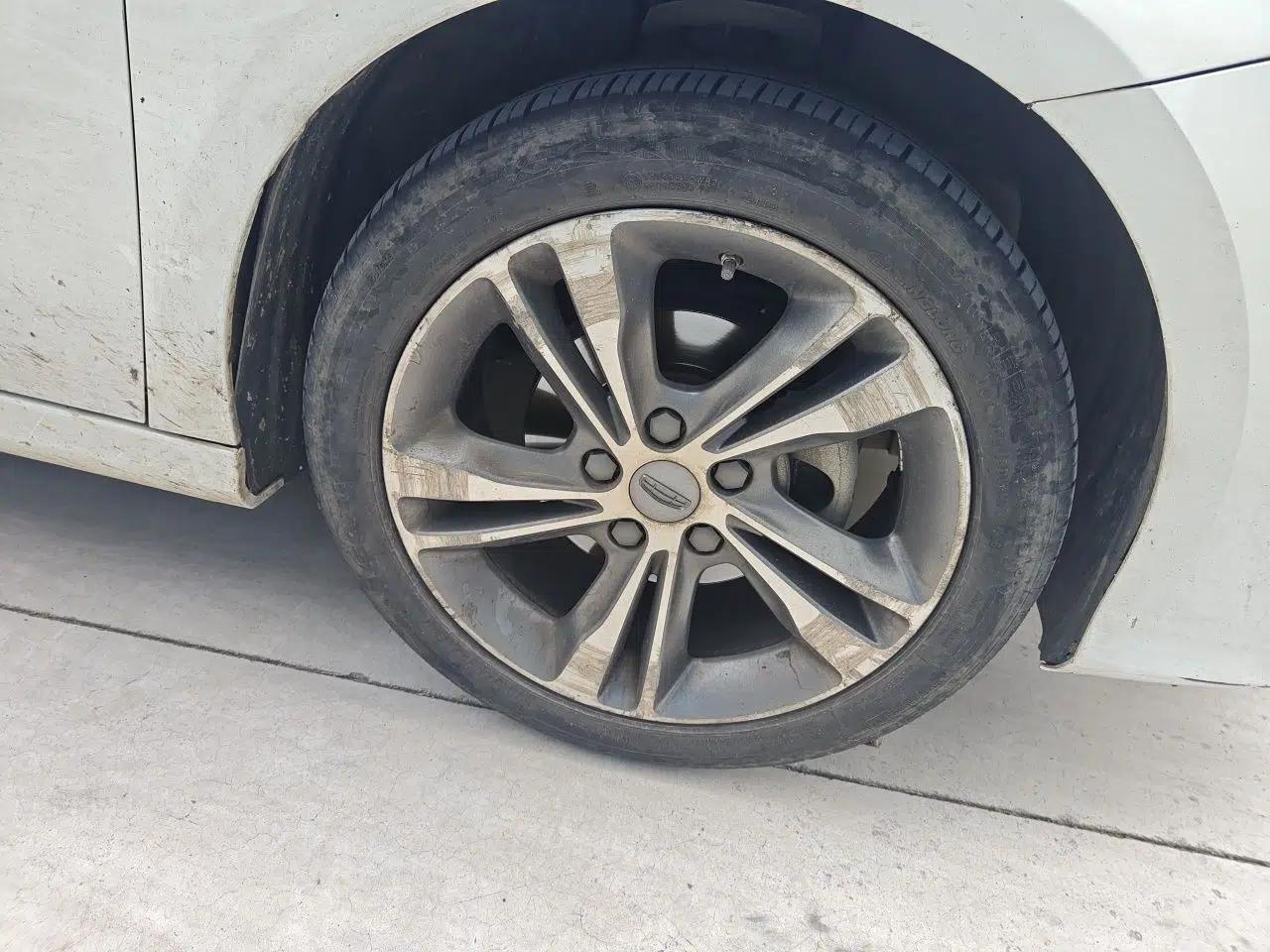Geely Auto Binray 2019 200T DCT Binzhi Edition — миниатюра 8