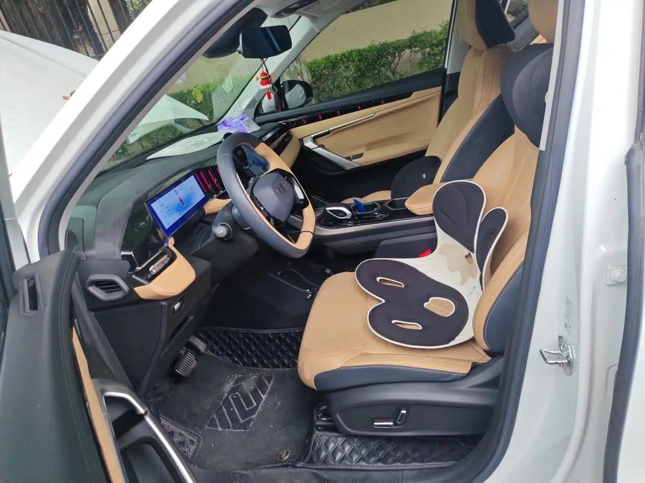 Geely Auto FX11 2023 1.5TD DCT Prestige Edition — миниатюра 15