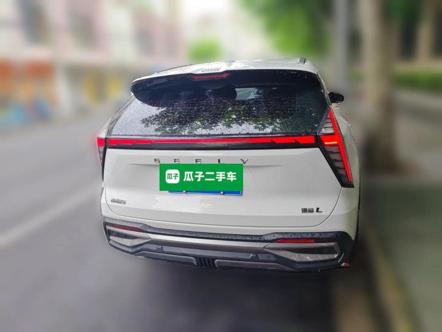 Geely Auto FX11 2023 1.5TD DCT Prestige Edition — миниатюра 5