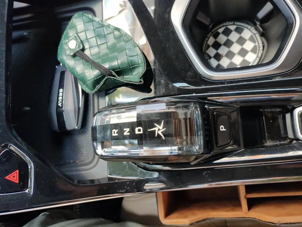 Geely Auto FX11 2023 1.5TD DCT Luxury Version — миниатюра 14