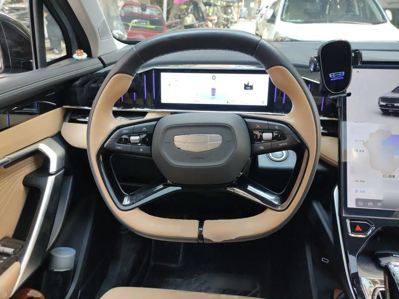 Geely Auto FX11 2023 1.5TD DCT Luxury Version — миниатюра 10