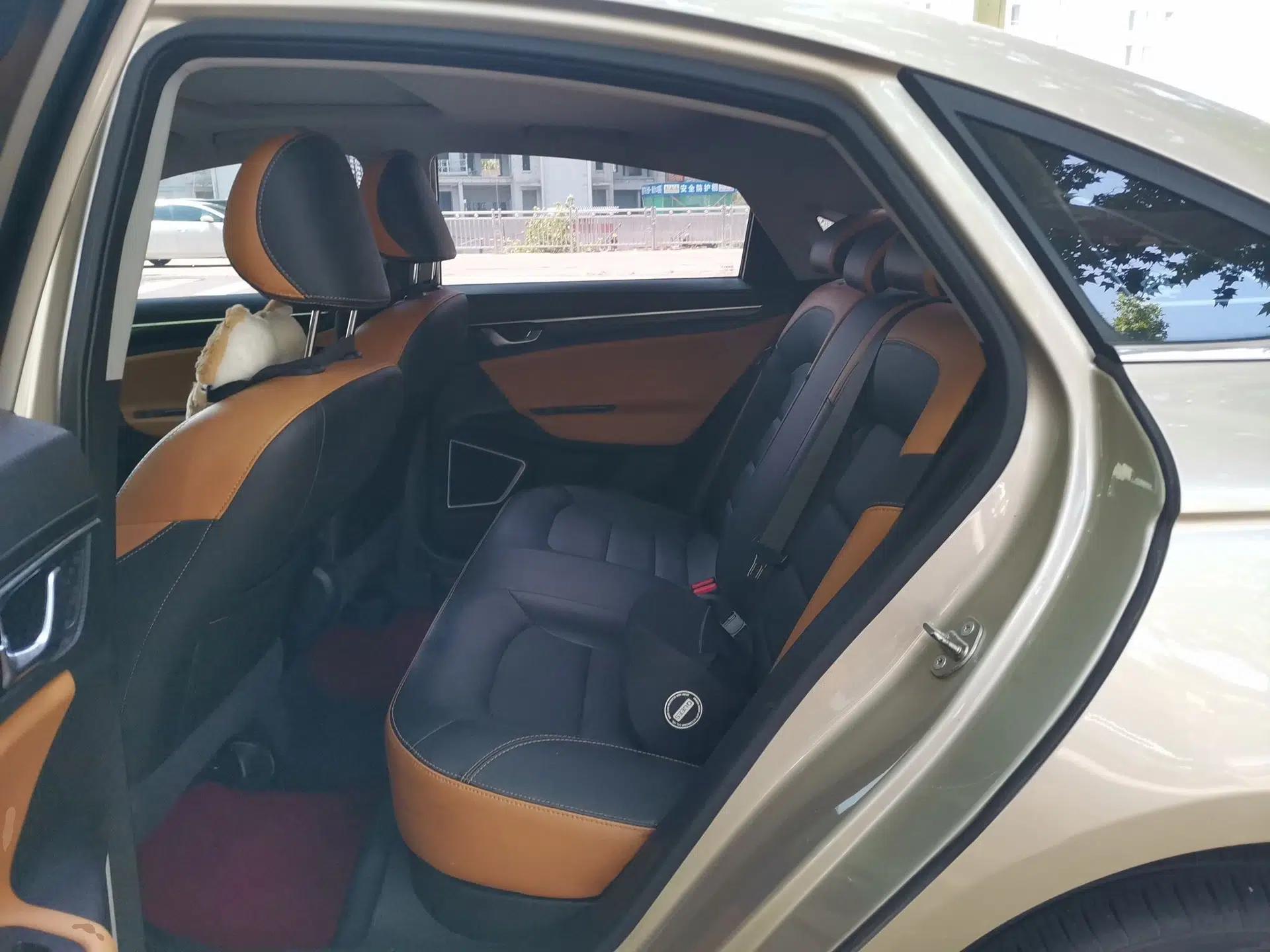 Geely Auto Emgrand GL 2020 1.4T CVT Luxury Model — миниатюра 17