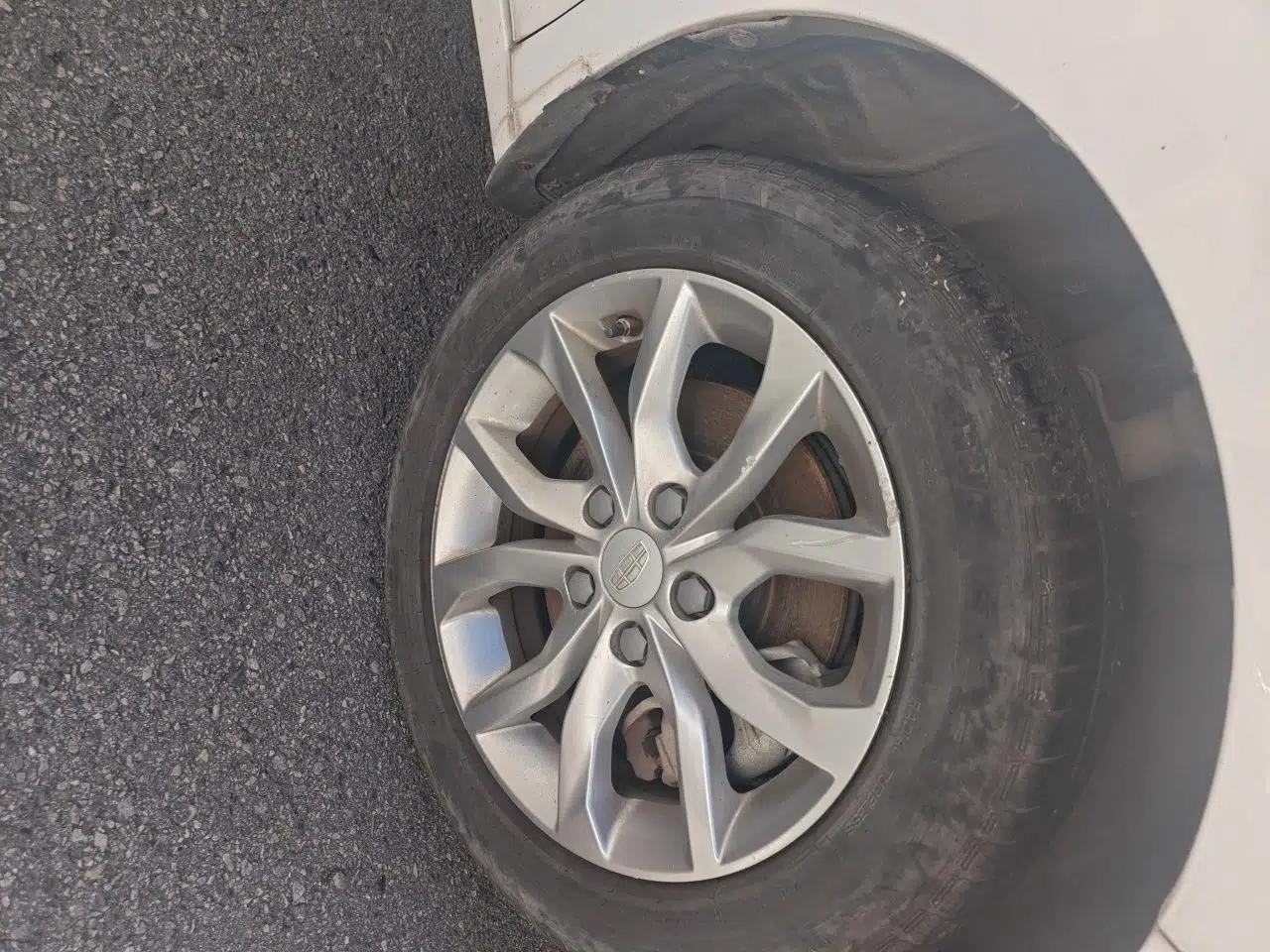 Geely Auto Emgrand GL 2017 1.8L DCT Elite Model — миниатюра 8