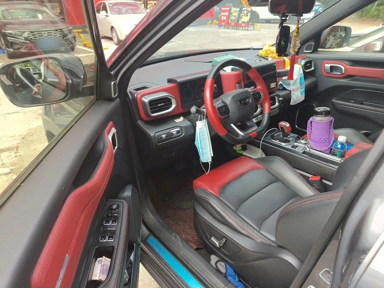 Geely Auto icon 2020 1.5TD i9 — миниатюра 16