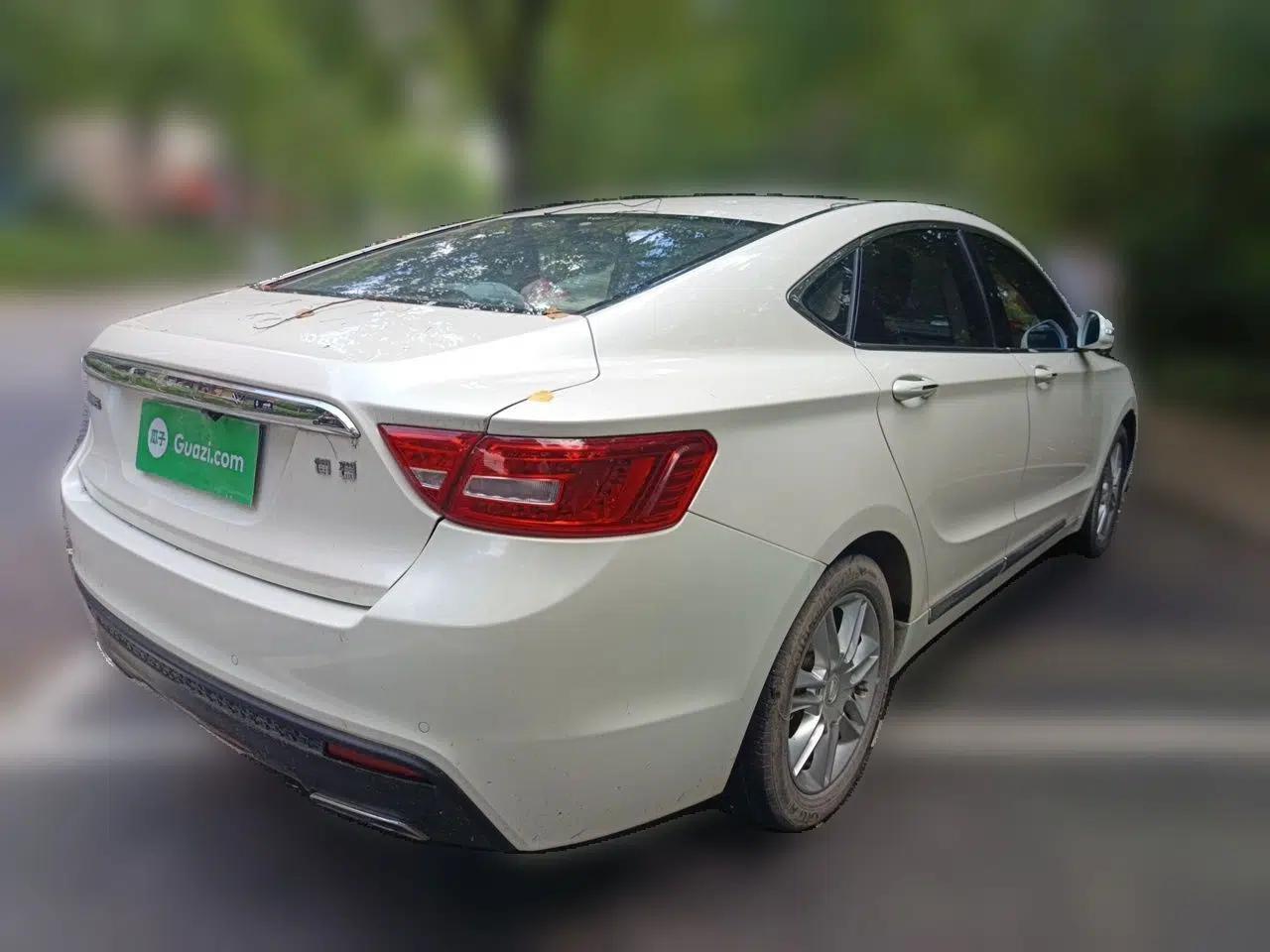 Geely Auto Emgrand GT 2015 2.4L Comfort Model — миниатюра 6