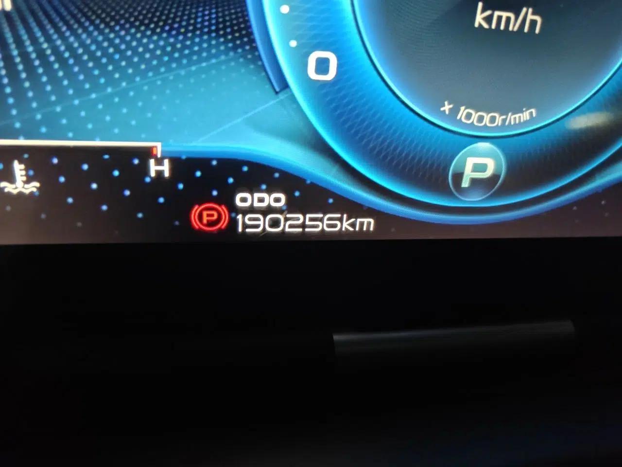 Geely Auto Haoyue 2020 1.8TD DCT Luxury 7-Seater — миниатюра 11