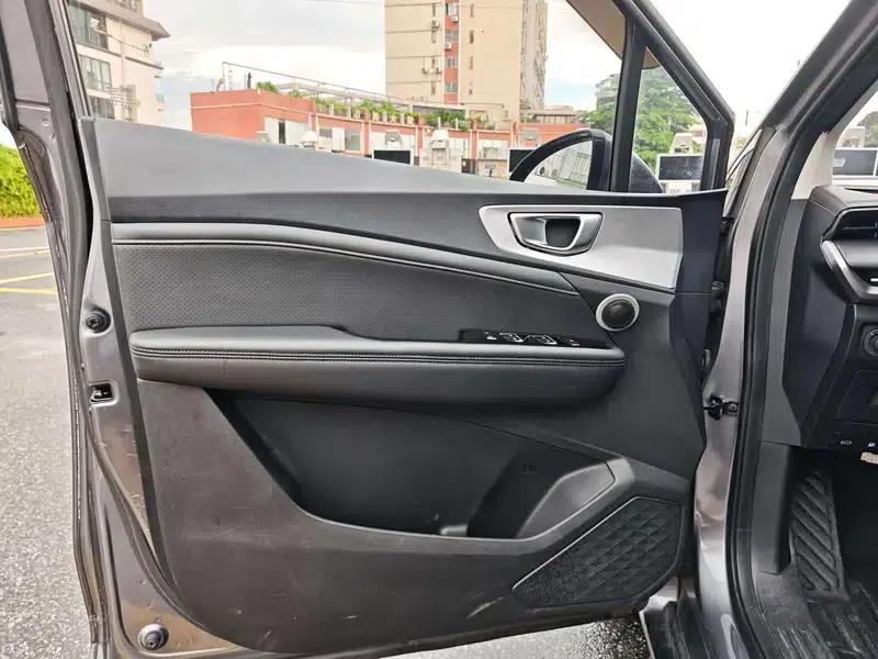 Wuling Jiachen 2022 1.5T CVT Premium Flagship Edition — миниатюра 16