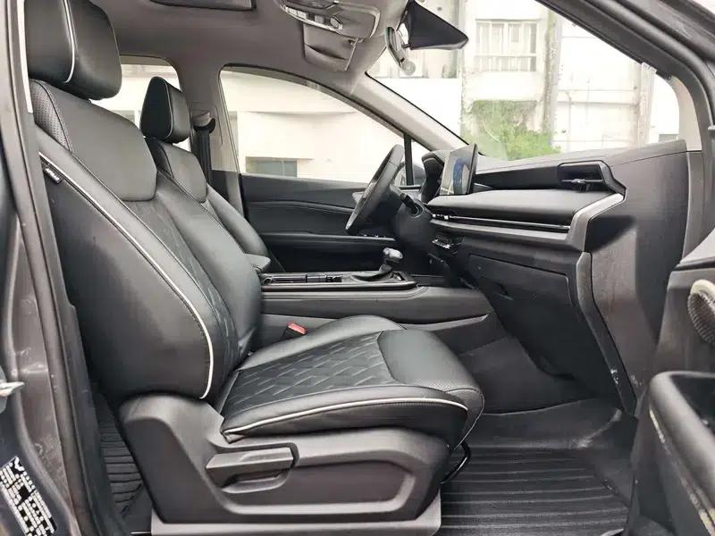 Wuling Jiachen 2022 1.5T CVT Premium Flagship Edition — миниатюра 24