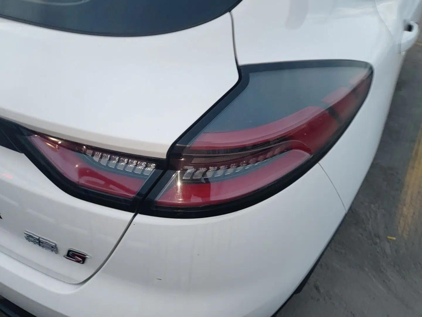 Geely Auto Emgrand S 2022 1.4T CVT Crossover Player Edition — миниатюра 9