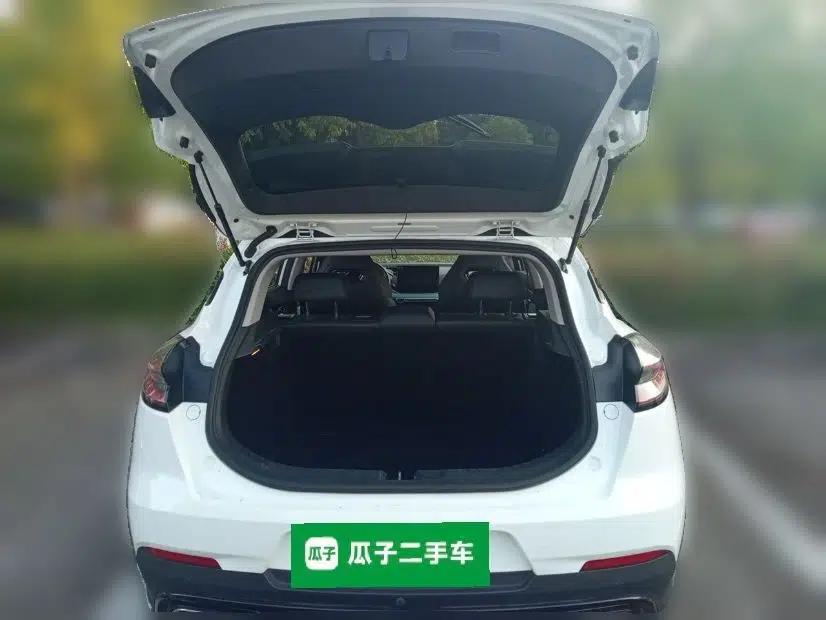 Geely Auto Emgrand S 2022 1.4T CVT Crossover Player Edition — миниатюра 19