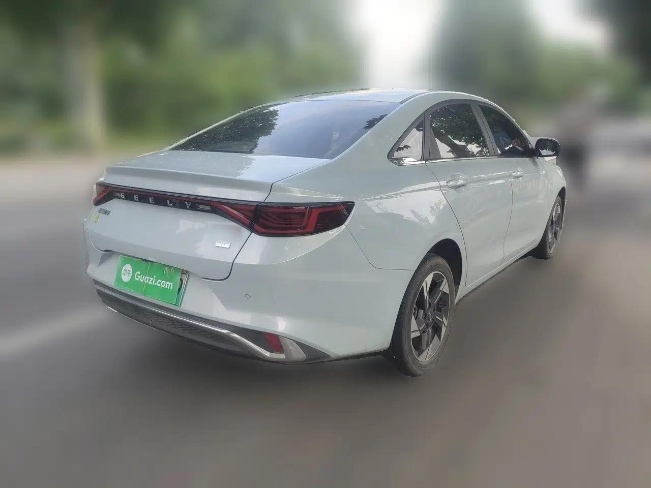 Geely Auto Emgrand L HiP 2022 1.5TD-DHT Pro 100KM Super Swift — миниатюра 4