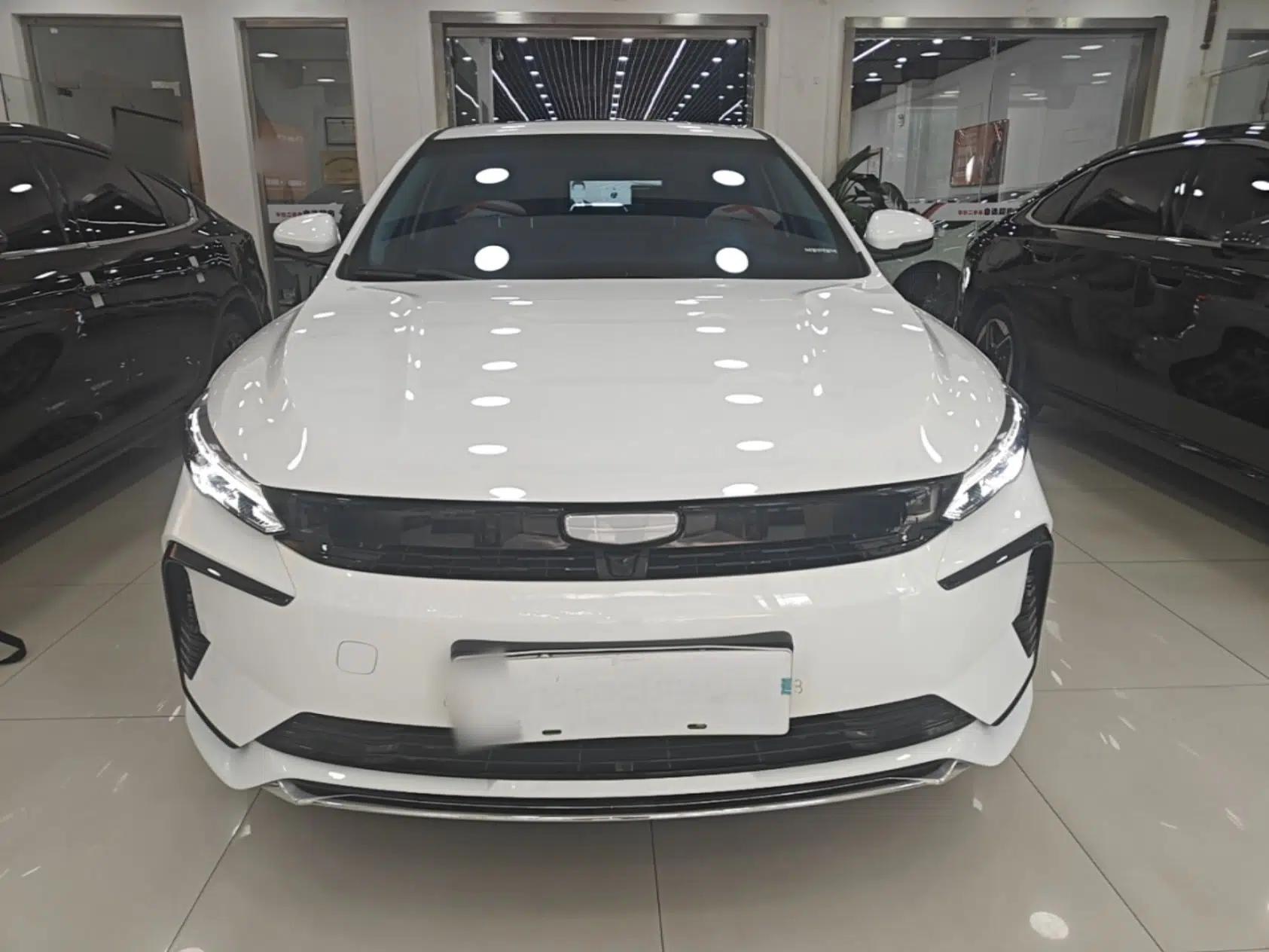 Geely Auto Emgrand L HiP 2024 Longteng Edition 1.5TD-DHT Pro 100KM Superior Model — миниатюра 2