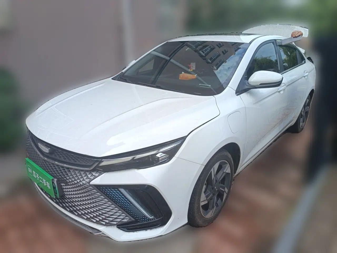 Geely Auto Emgrand L HiP 2022 1.5TD-DHT Pro 100KM Super Swift — миниатюра 1