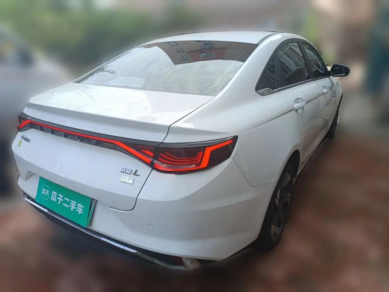 Geely Auto Emgrand L HiP 2022 1.5TD-DHT Pro 100KM Super Swift — миниатюра 6