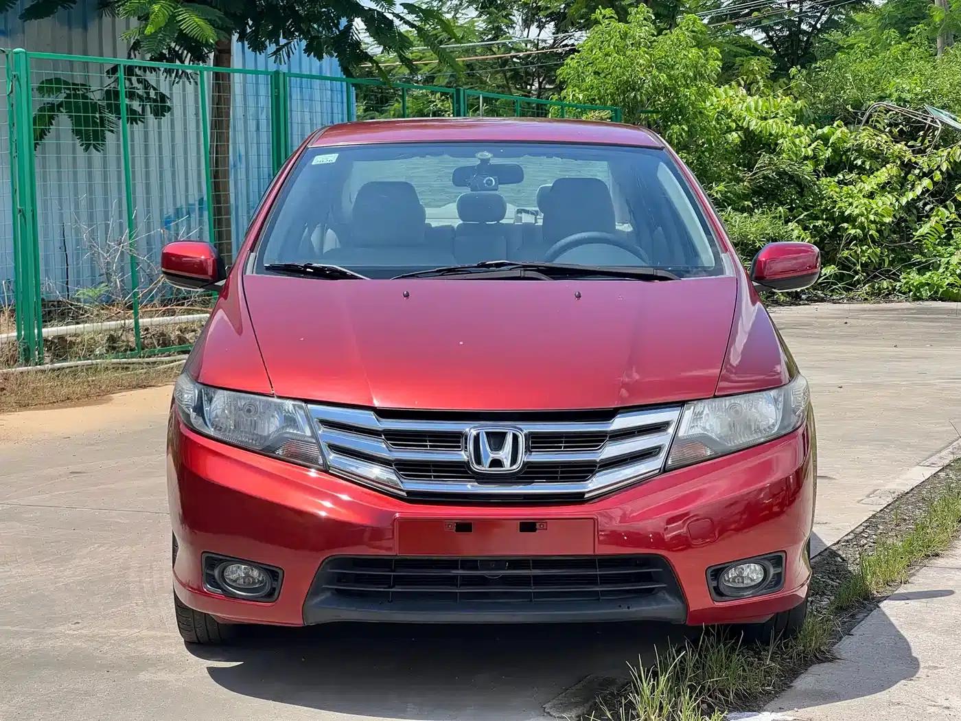 Honda City Classic 2012 1.5L Manual Comfort Edition — миниатюра 2