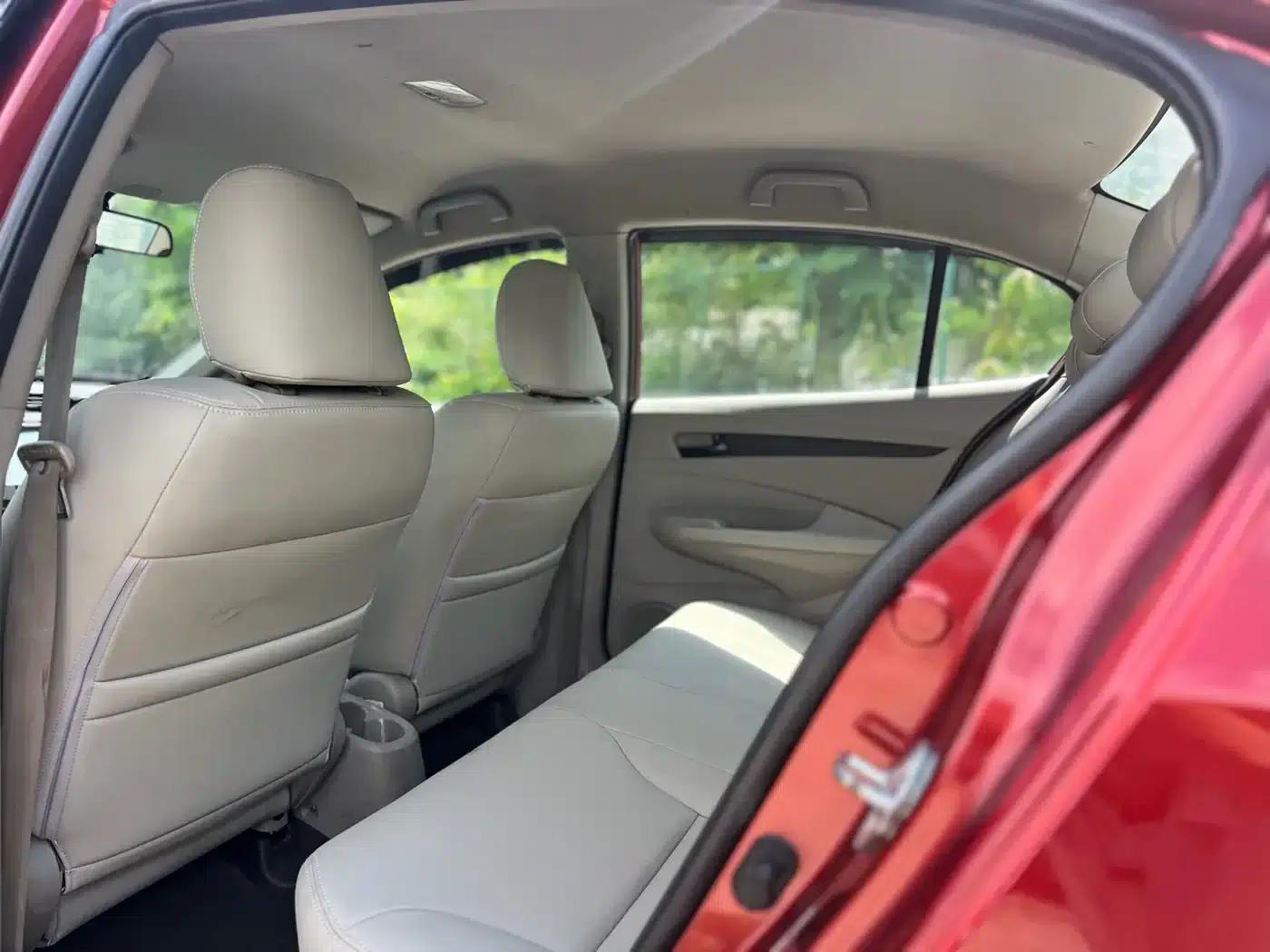 Honda City Classic 2012 1.5L Manual Comfort Edition — миниатюра 6