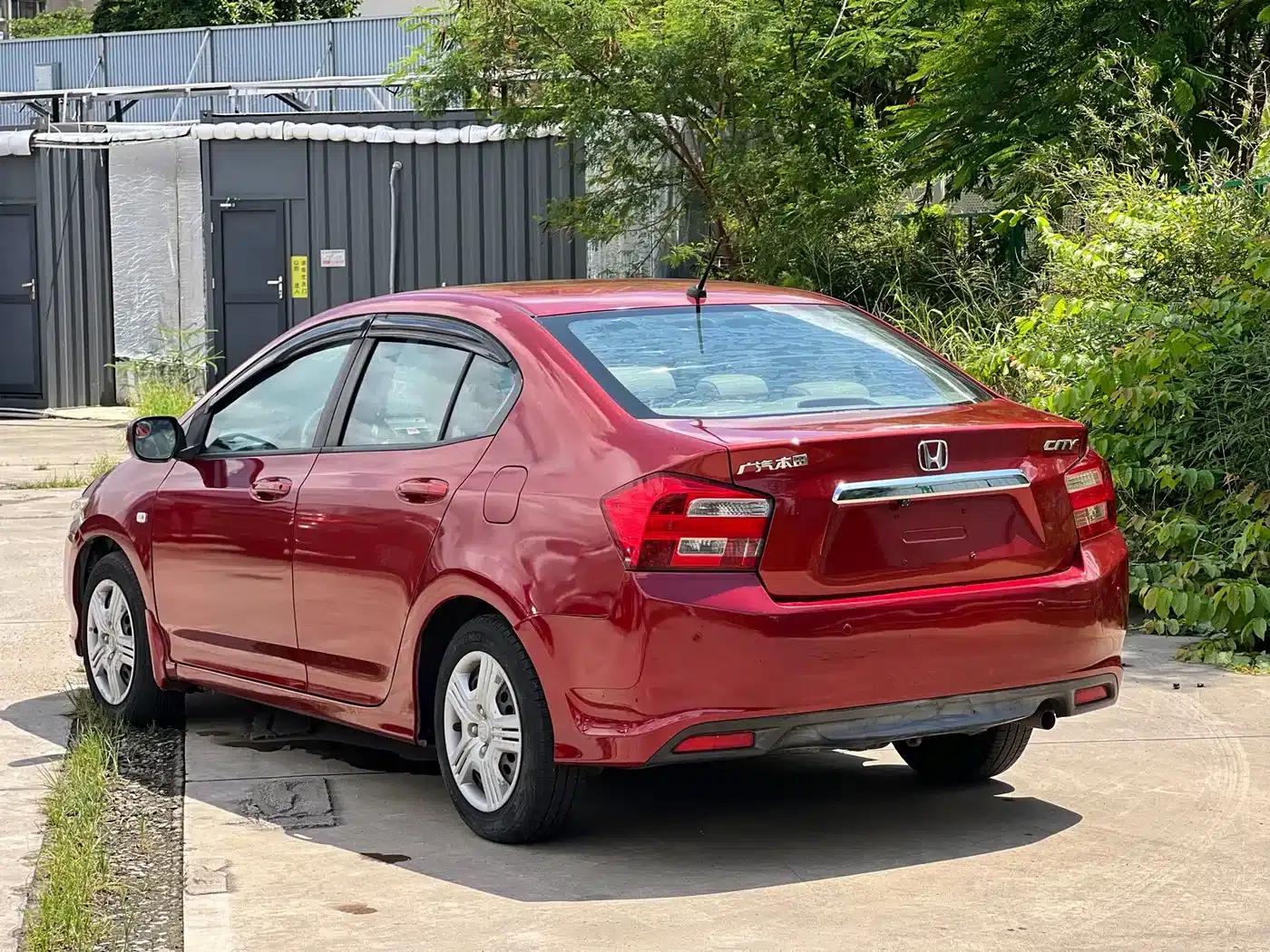 Honda City Classic 2012 1.5L Manual Comfort Edition — миниатюра 8