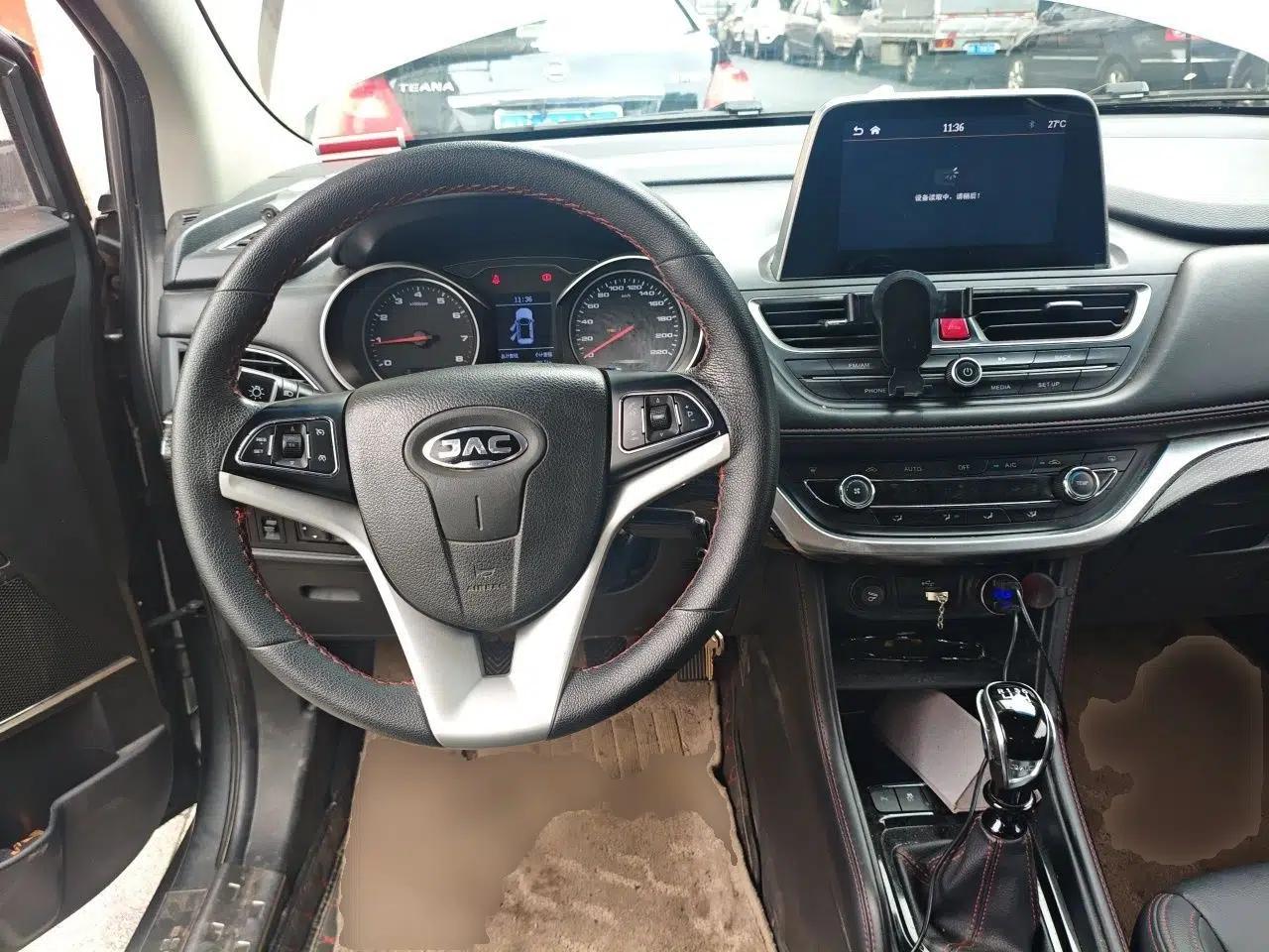 JAC Group Refine S3 2017 1.5L Manual Luxury Smart Model — миниатюра 10