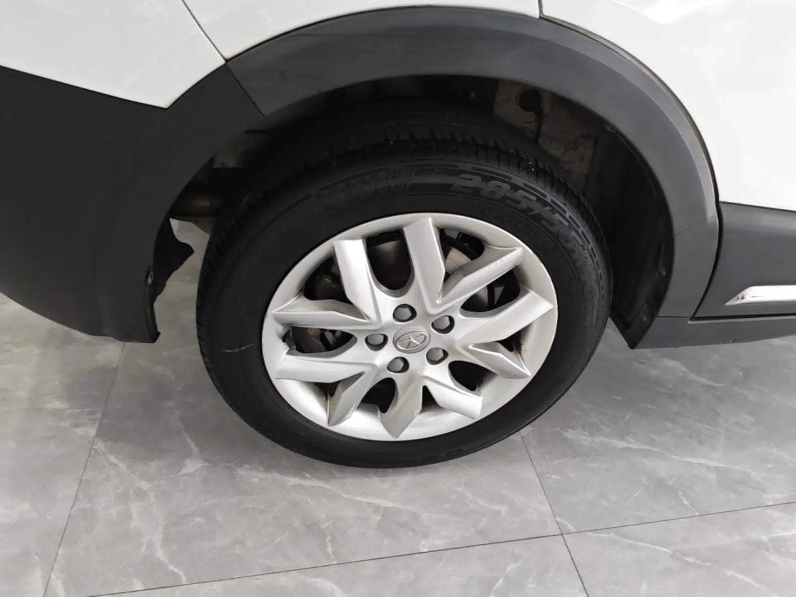 JAC Group Refine S3 2014 1.5L CVT Luxury Version — миниатюра 11
