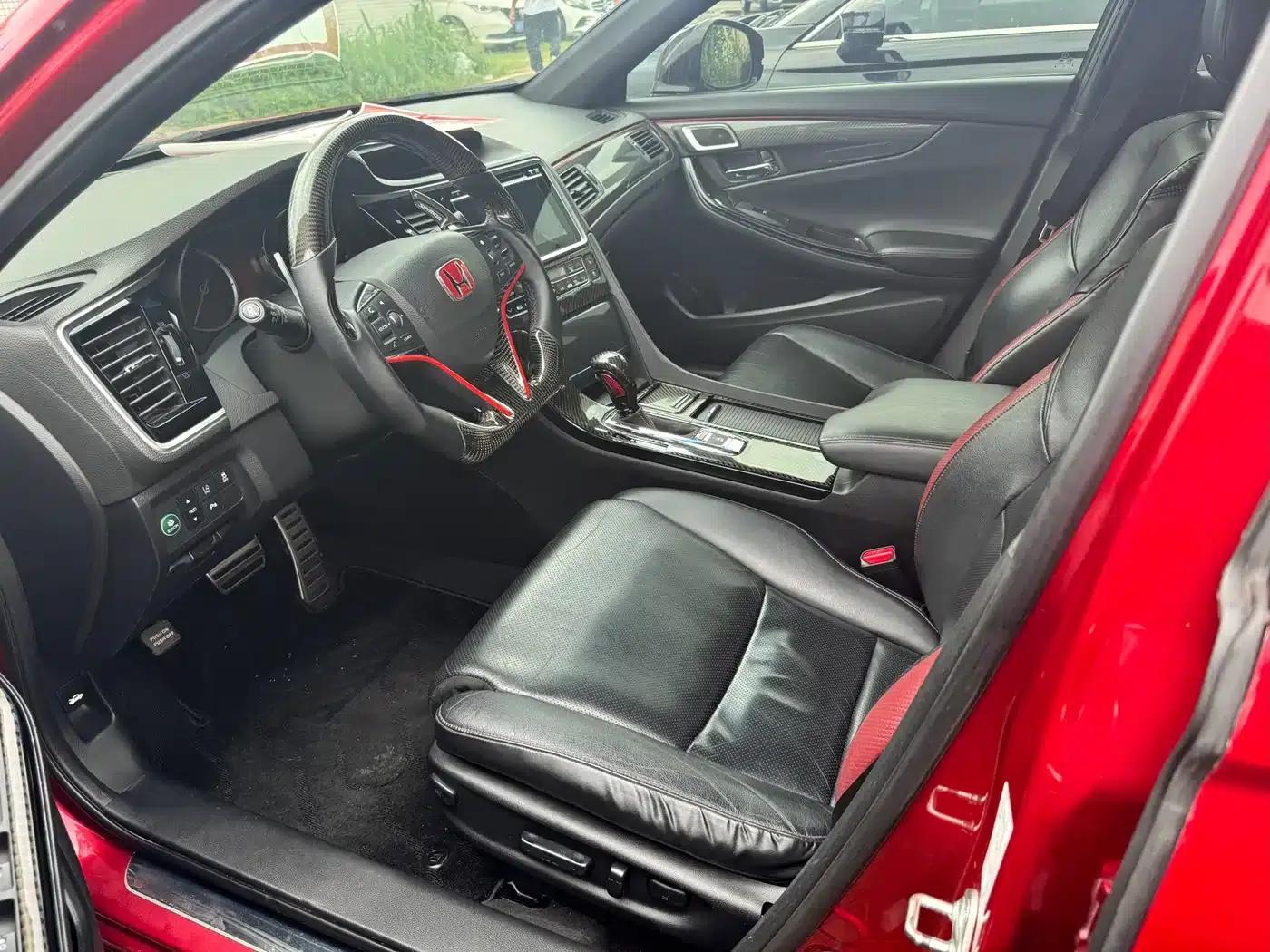 Spirior 2015 2.4L Si — миниатюра 4