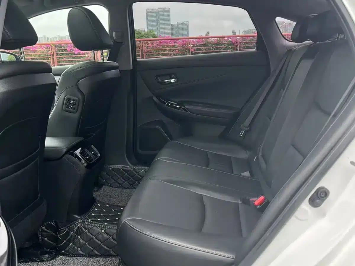 Spirior 2017 2.0L Comfort Edition — миниатюра 16