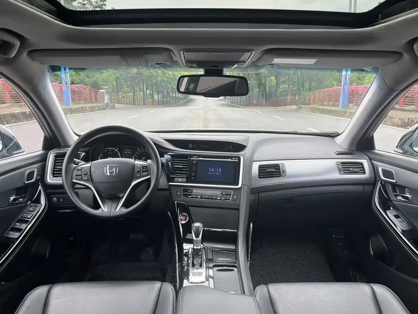 Spirior 2017 2.0L Comfort Edition — миниатюра 10