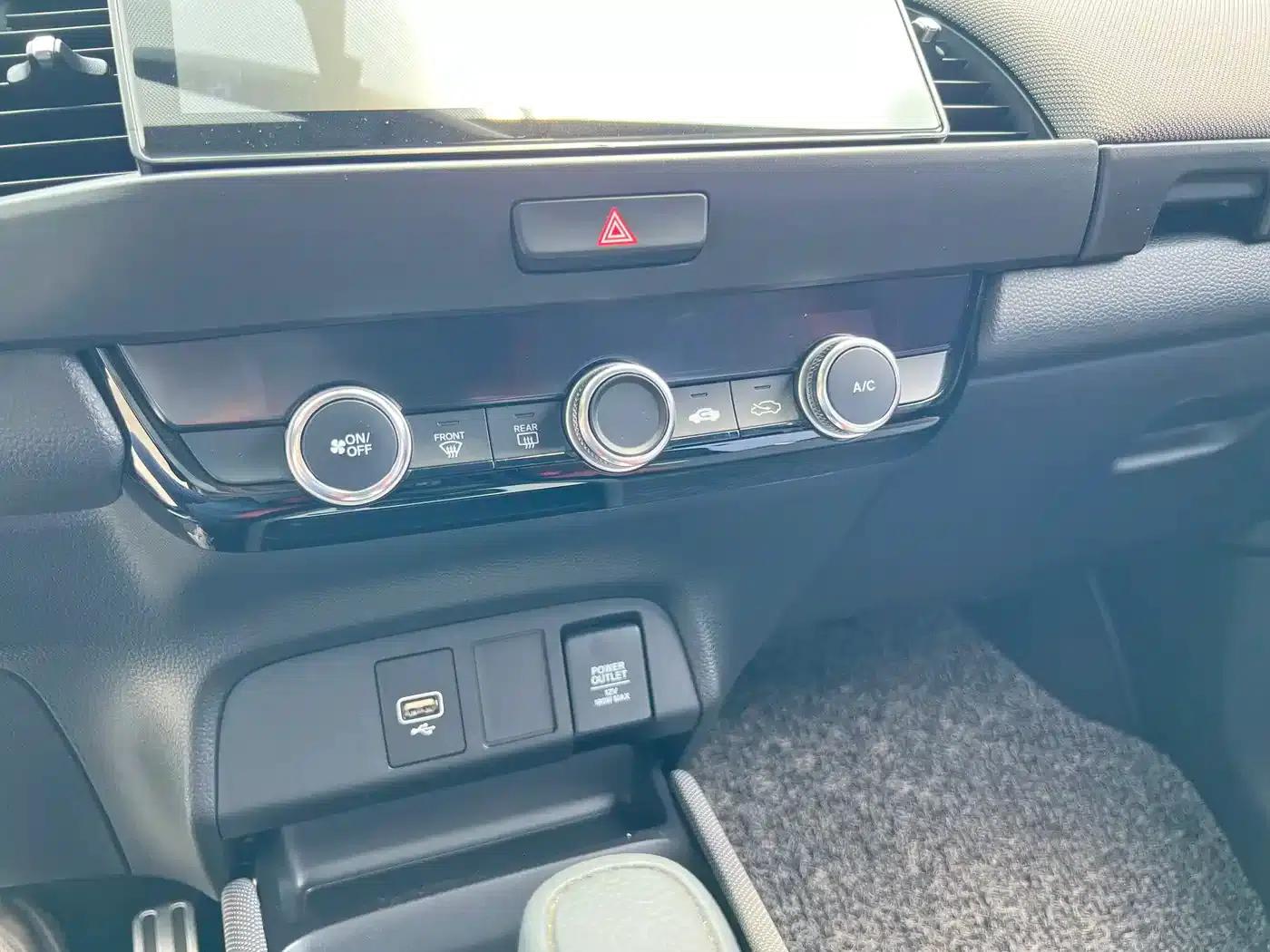 LIFE 2021 1.5L CVT SPORT Edition — миниатюра 9