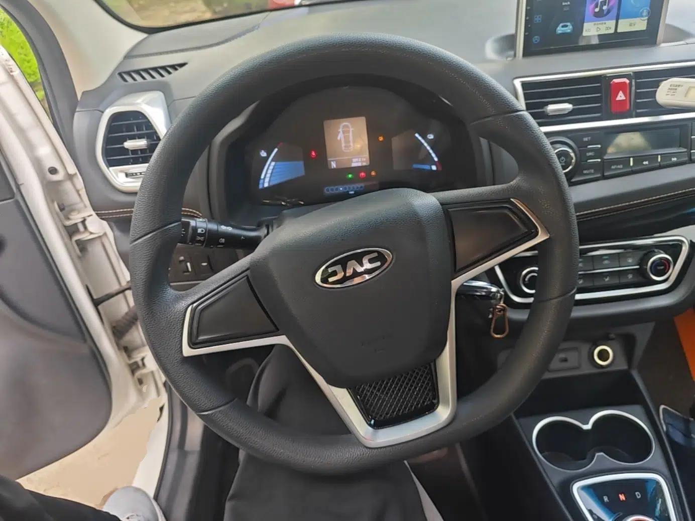 JAC Group iEV6E 2019 Youth Edition iEV6E Luxury Model — миниатюра 13