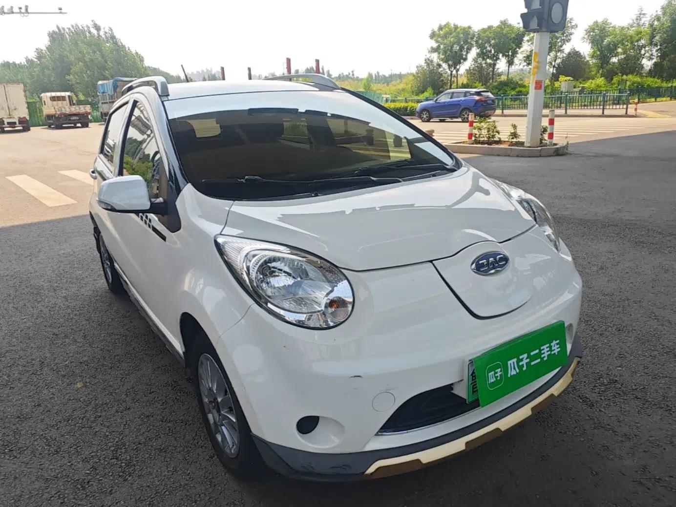 JAC Group iEV6E 2019 Youth Edition iEV6E Luxury Model — миниатюра 3
