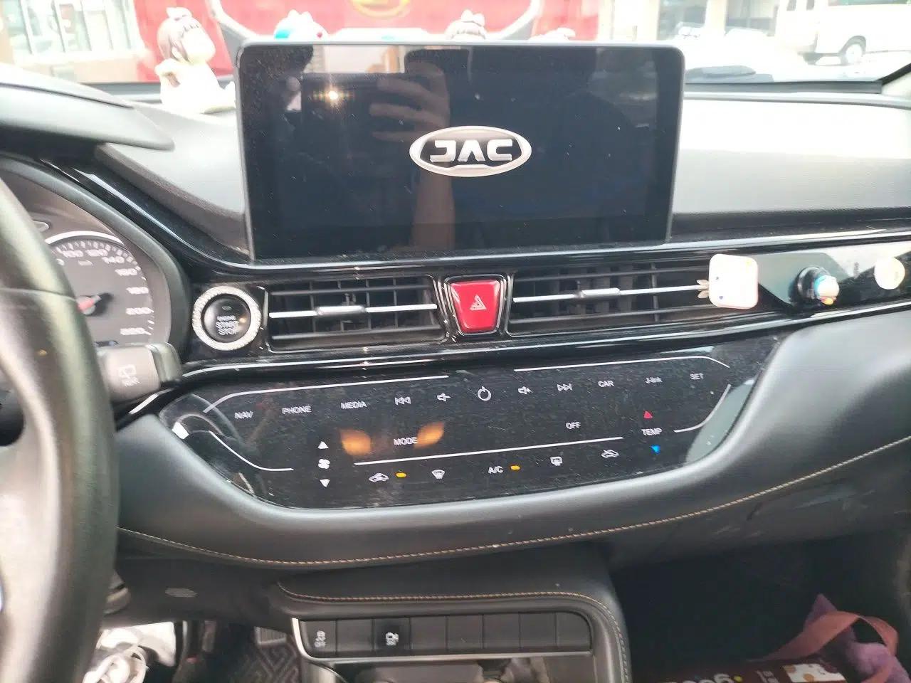 JAC Group Refine S4 2019 1.6L CVT Superior Edition — миниатюра 13
