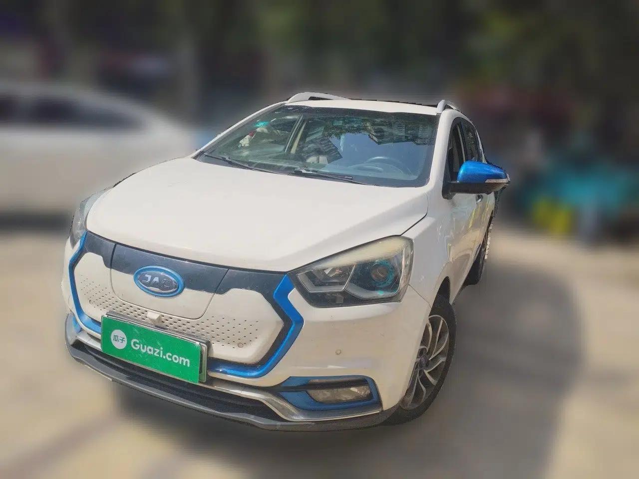JAC Group iEV7S 2018 Smart Enjoyment Model — миниатюра 1