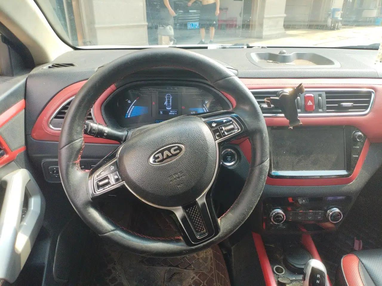 JAC Group iEV7S 2018 Smart Enjoyment Model — миниатюра 11