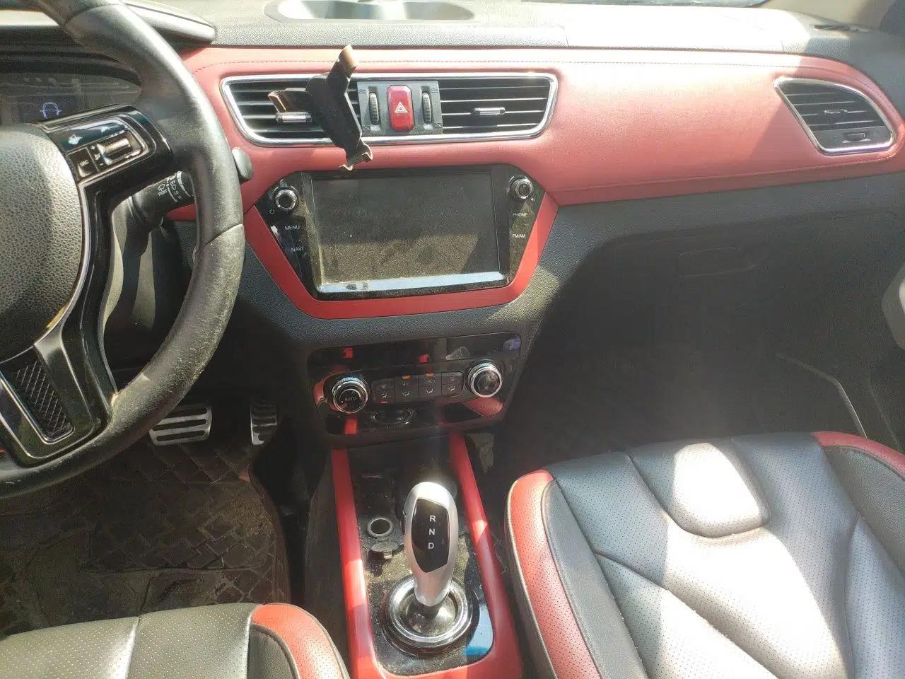 JAC Group iEV7S 2018 Smart Enjoyment Model — миниатюра 13