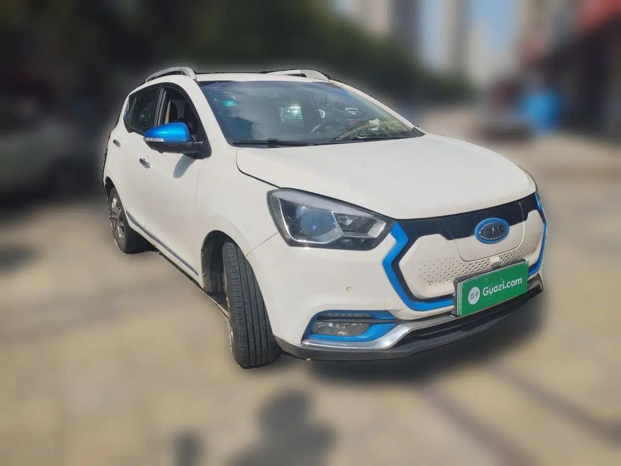 JAC Group iEV7S 2018 Smart Enjoyment Model — миниатюра 3