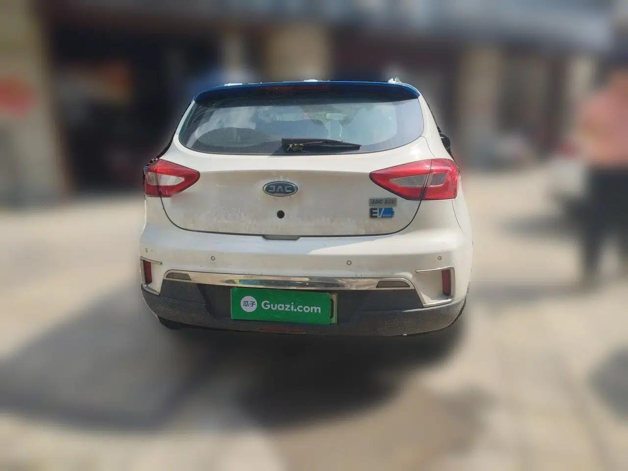 JAC Group iEV7S 2018 Smart Enjoyment Model — миниатюра 5