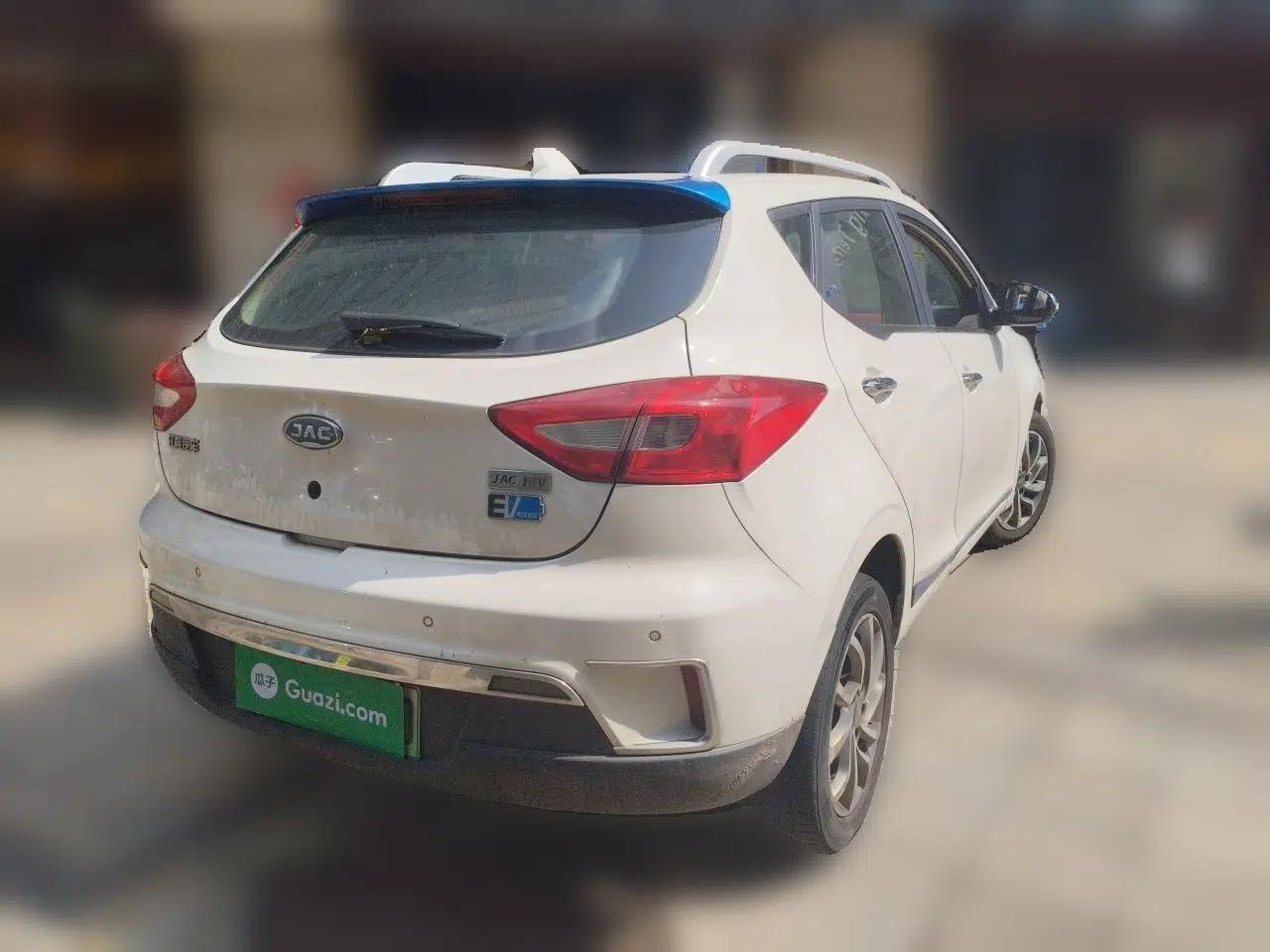 JAC Group iEV7S 2018 Smart Enjoyment Model — миниатюра 6
