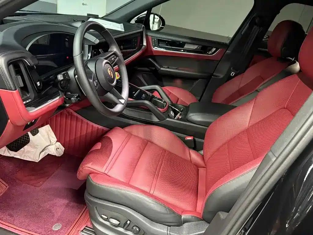 2025 Cayenne 3.0T Dream Edition — миниатюра 6